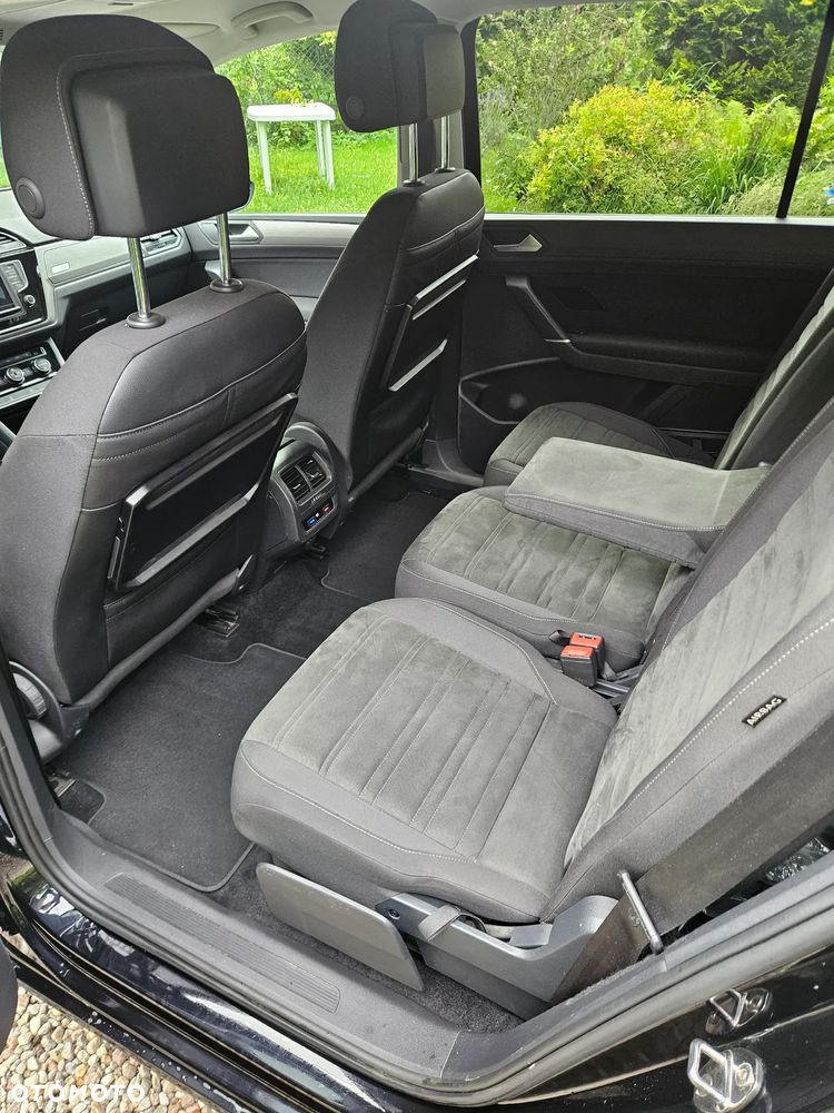 Volkswagen Touran 2.0 TDI SCR Comfortline - 17