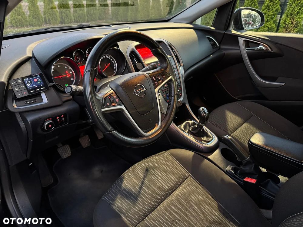 Opel Astra 1.7 CDTI Enjoy - 11