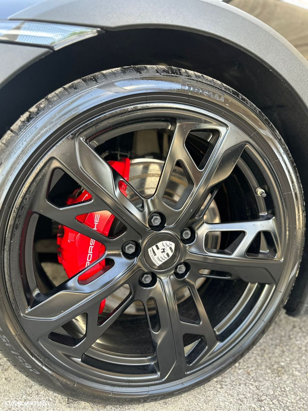 Porsche Taycan Cross Turismo - 16
