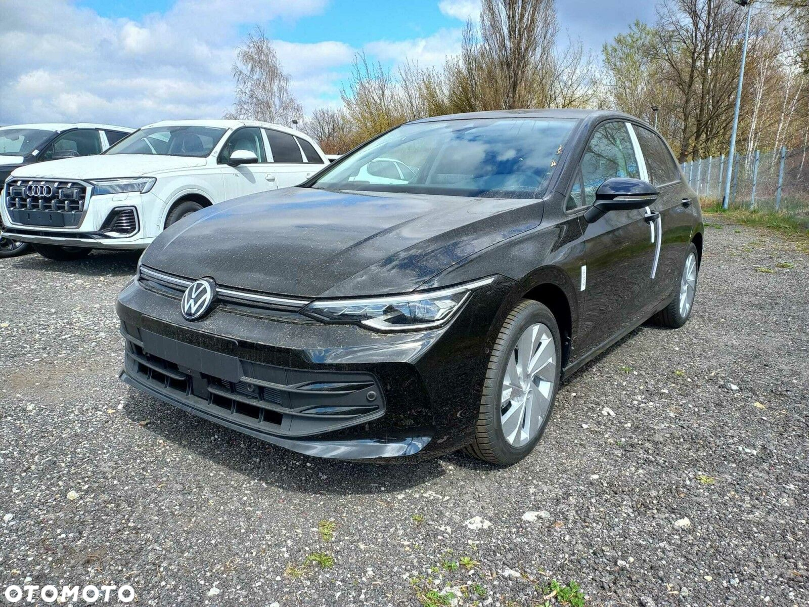 Volkswagen Golf - 2