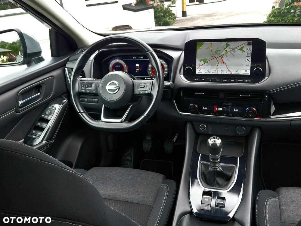 Nissan Qashqai 1.3 DIG-T SHIRO - 28