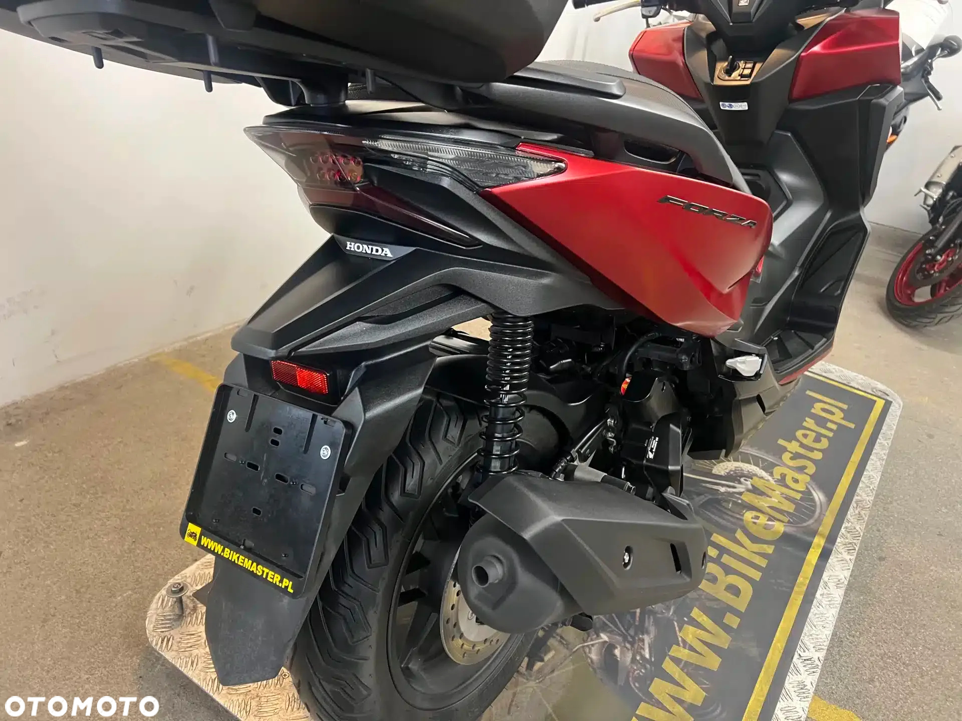 Honda NSS - 17