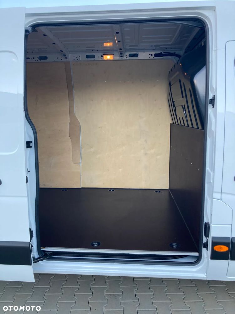 Renault Master - 25