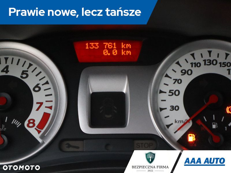 Renault Clio - 12