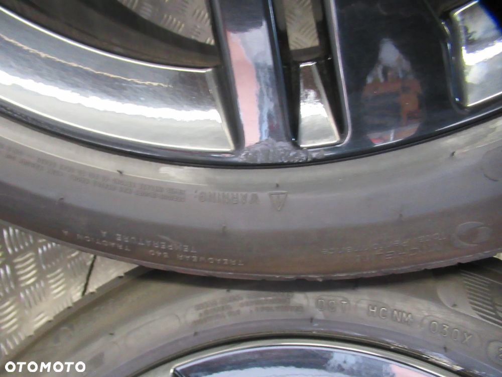 Koła Audi Q3 RS Q3 Q5 SQ5 S8 A8 8Jx19 et39 5x112 - 7