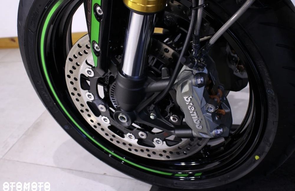 Kawasaki Z 900 - 29