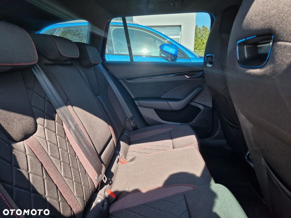 Skoda Octavia 2.0 TDI 4x4 RS DSG - 17