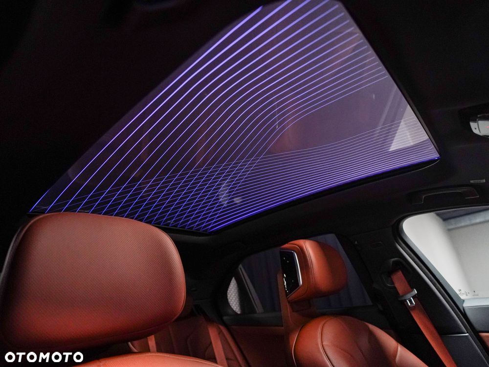 BMW Seria 7 - 16