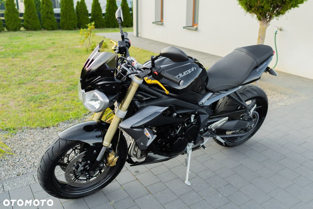 Triumph Street Triple - 7