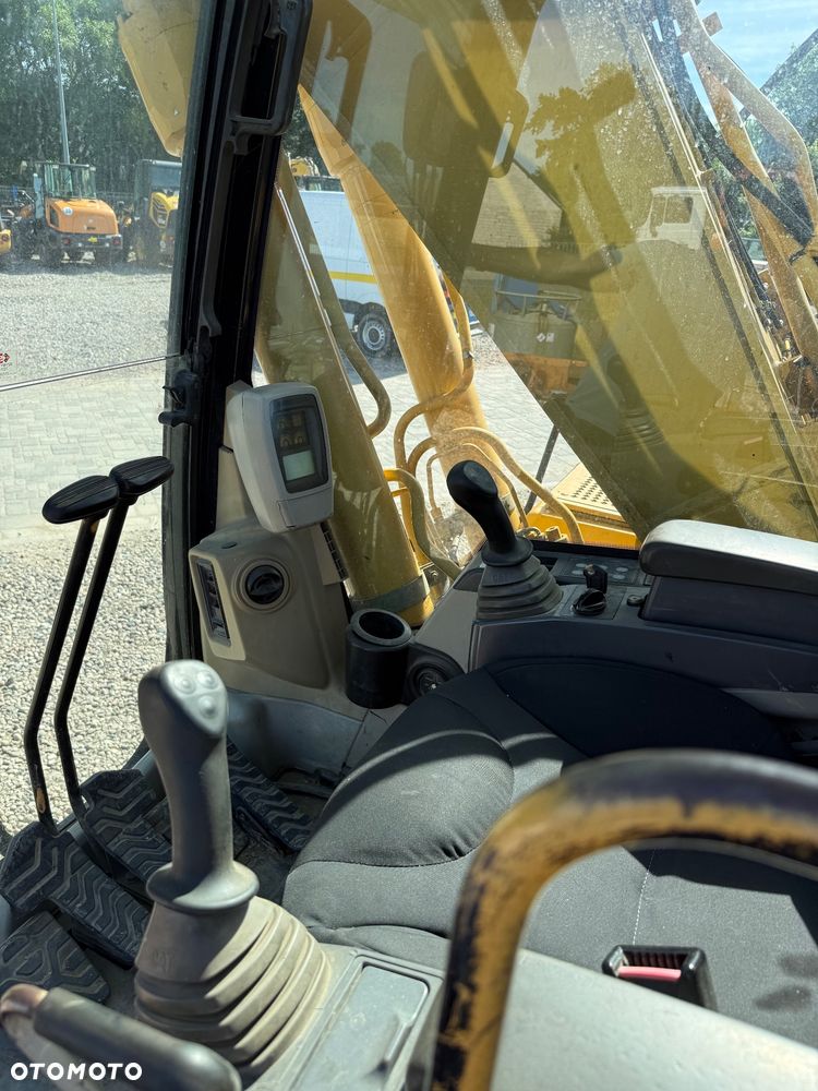 Caterpillar 318 CL - 8