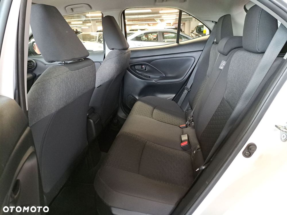 Toyota Yaris Cross Hybrid 1.5 Comfort - 13