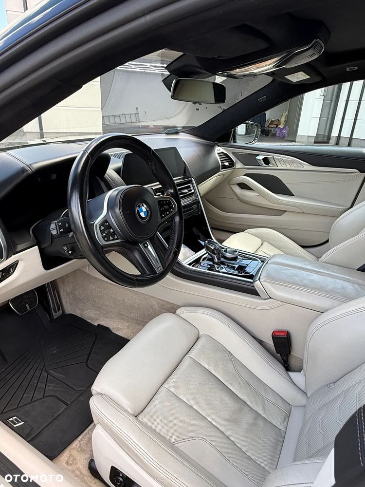 BMW Seria 8 - 8