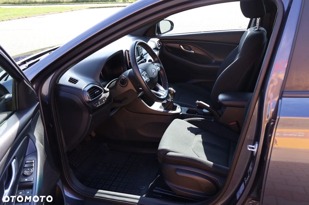 Hyundai i30 1.4 GO - 19