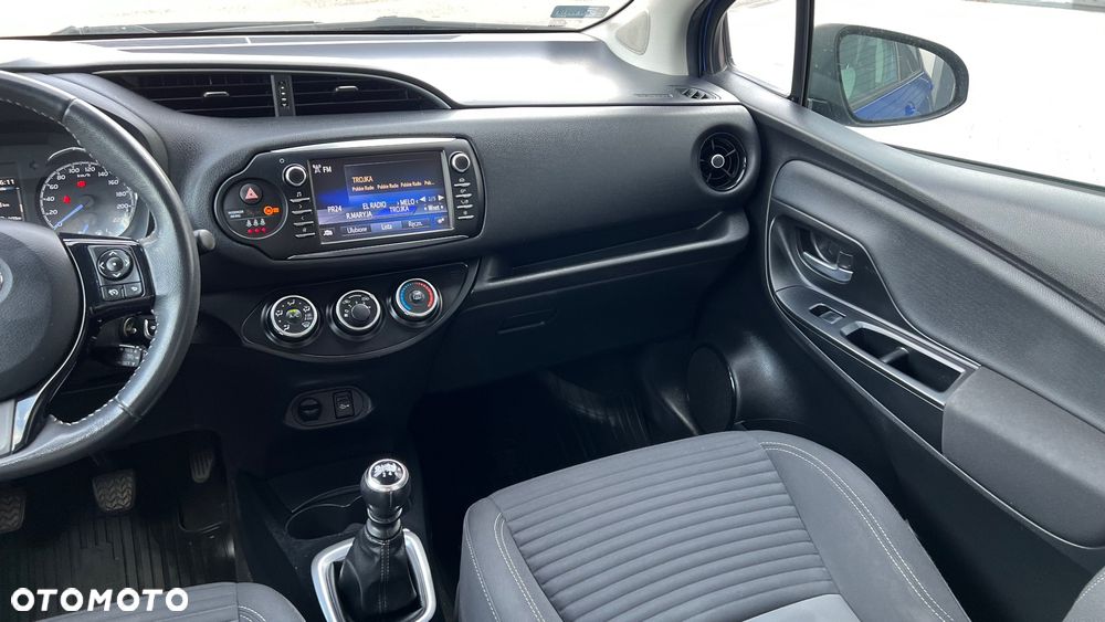 Toyota Yaris 1.5 Premium - 12