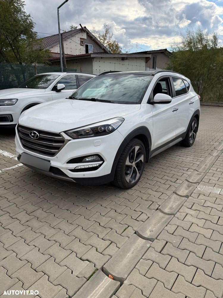 Hyundai Tucson - 1