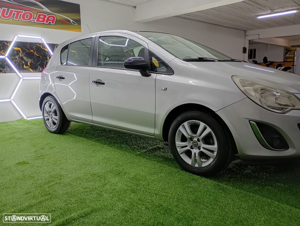 Opel Corsa 1.2 City FlexFuel - 8