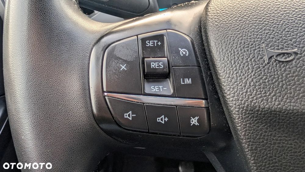 Ford Kuga 1.5 EcoBlue COOL&CONNECT - 11