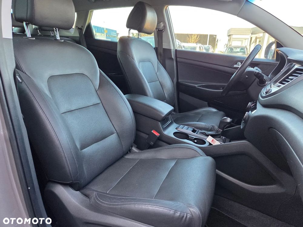 Hyundai Tucson blue 1.7 CRDi 2WD DCT Premium - 17