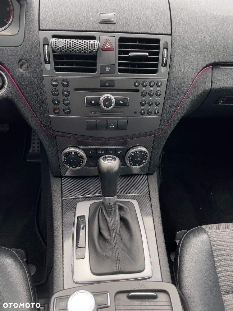 Mercedes-Benz Klasa C 220 CDI DPF Automatik BlueEFFICIENCY Avantgarde - 21