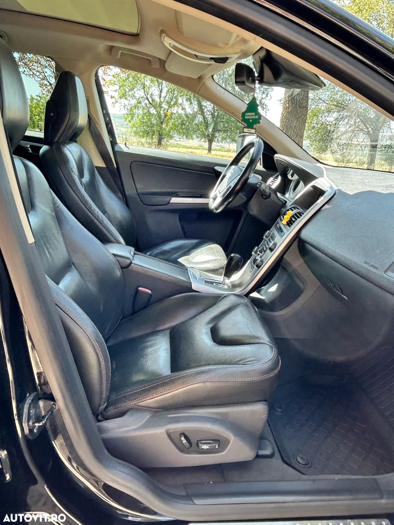 Volvo XC 60 2.4D AWD Aut. - 6