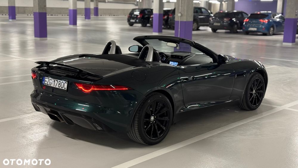 Jaguar F-Type R-Dynamic - 3