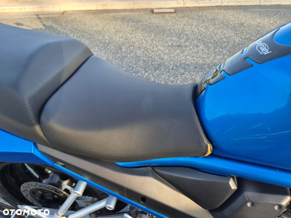 Suzuki Bandit - 22