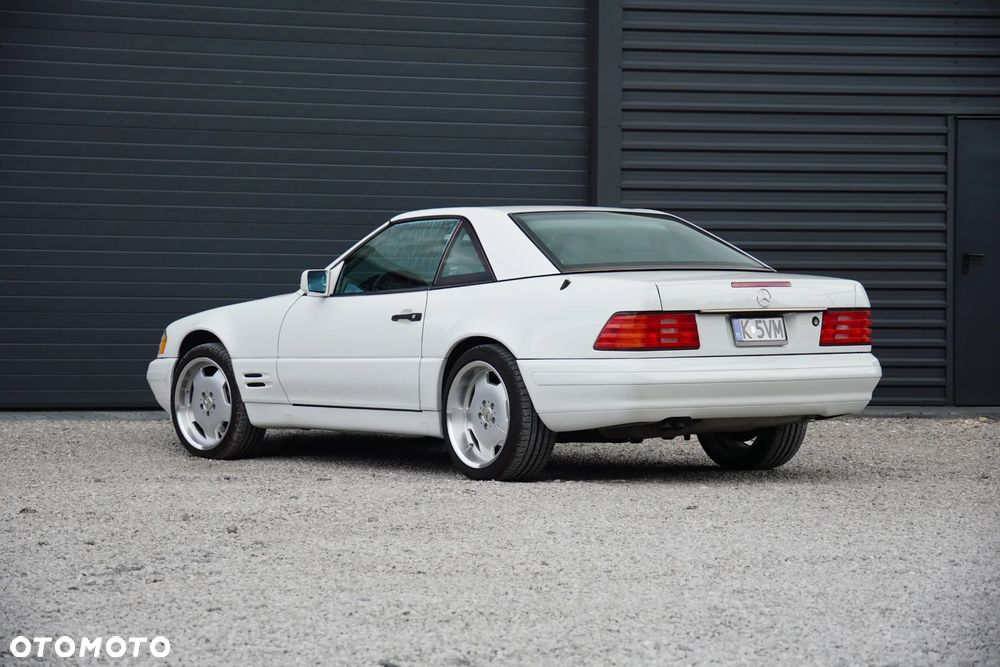 Mercedes-Benz SL - 15