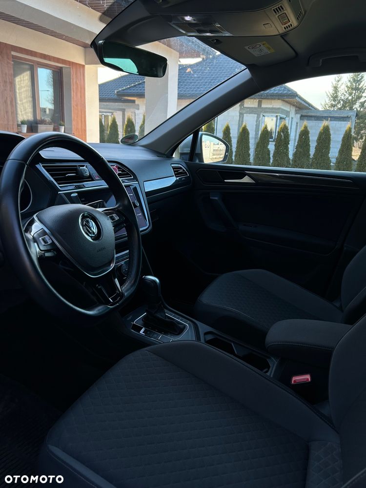 Volkswagen Tiguan - 6