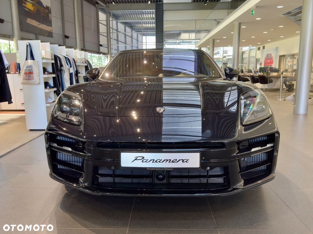 Porsche Panamera Turbo E-Hybrid PHEV - 2