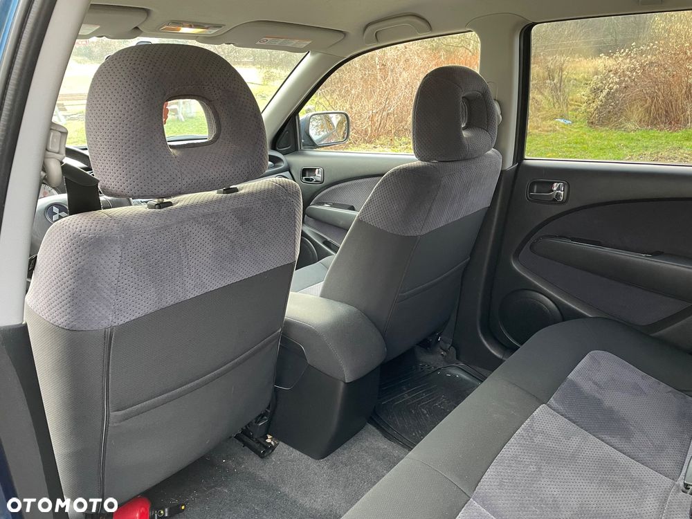 Mitsubishi Outlander 2.0 Comfort 4WD - 13