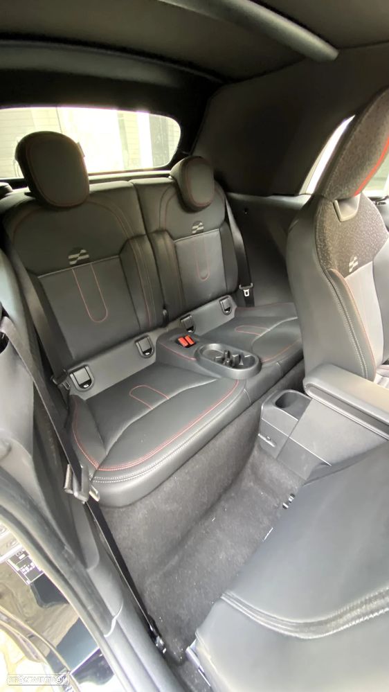 MINI Cabrio Cooper C JCW - 15