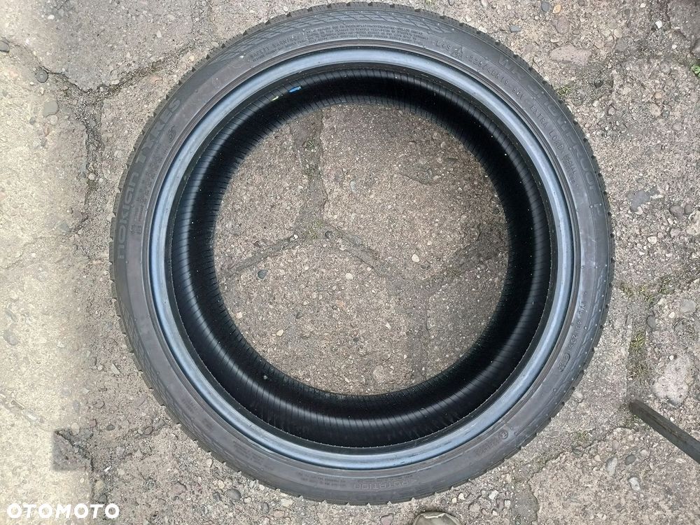 225/40R19 Nokian WR Snowproof P XL para opon zima 8,7mm - 4
