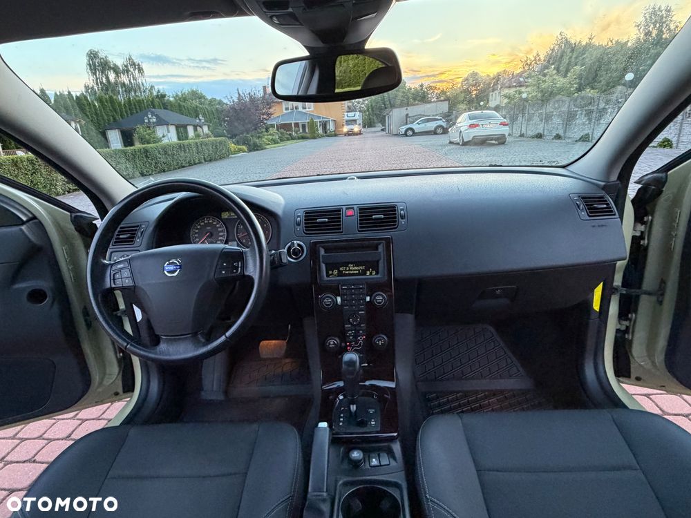 Volvo S40 2.4i Momentum - 24