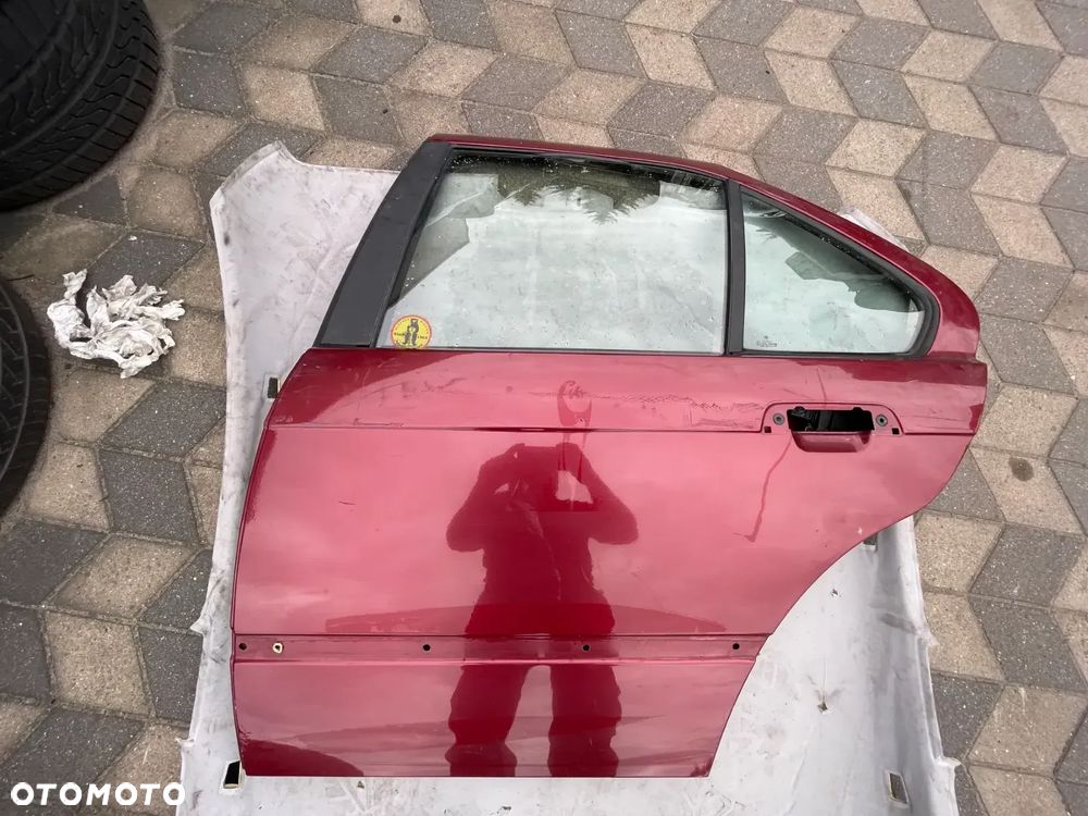 Bmw E36 Drzwi lewe tył - 1
