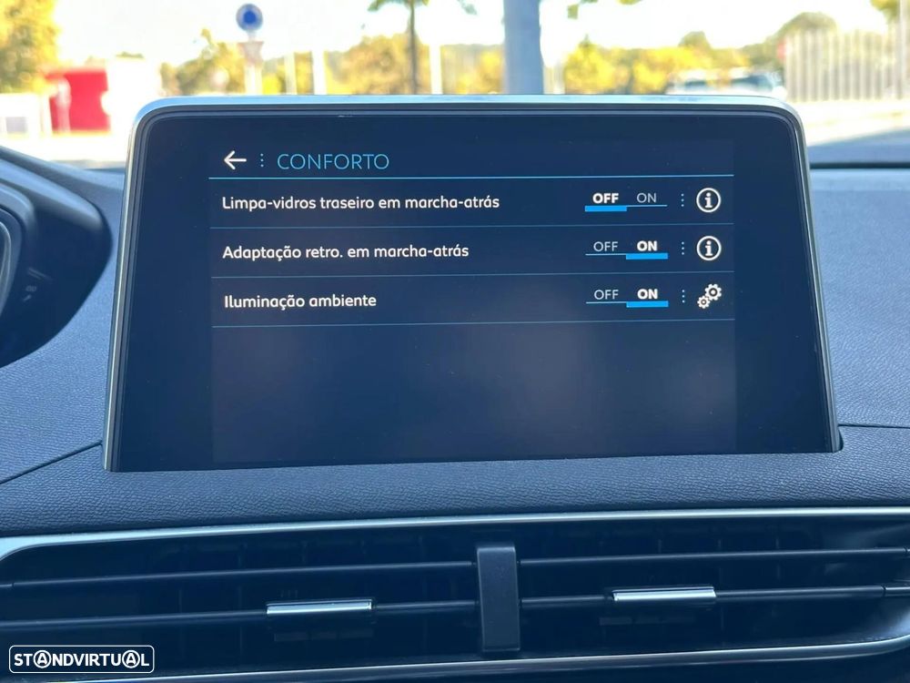 Peugeot 3008 PureTech 130 Stop & Start GPF EAT8 Allure - 34