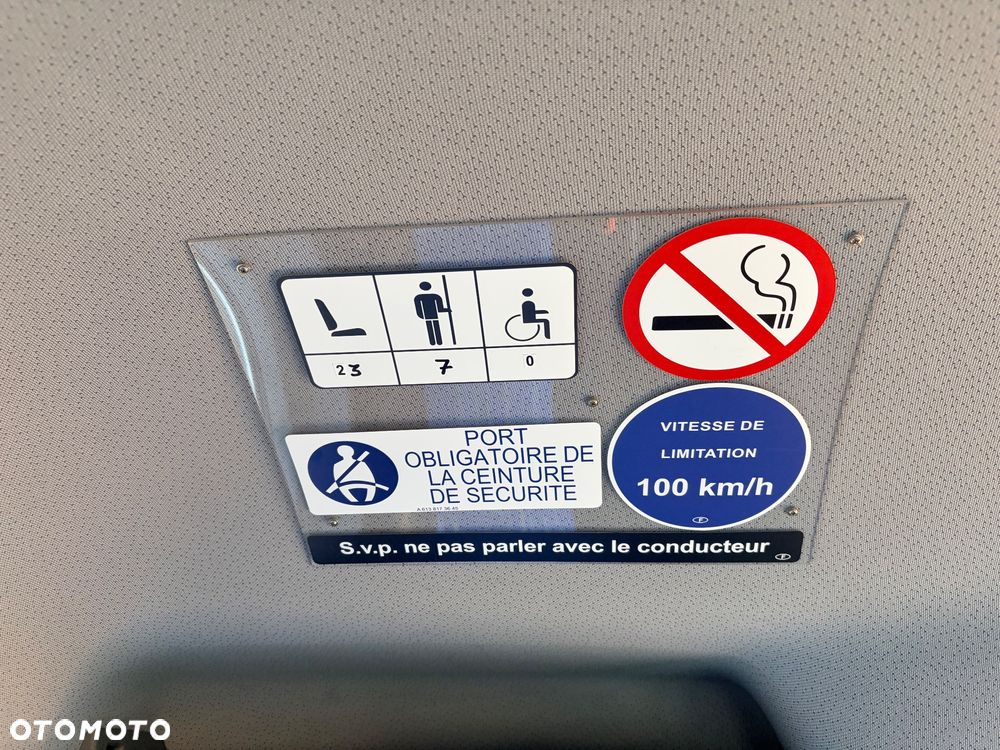 Mercedes-Benz 513 - 21