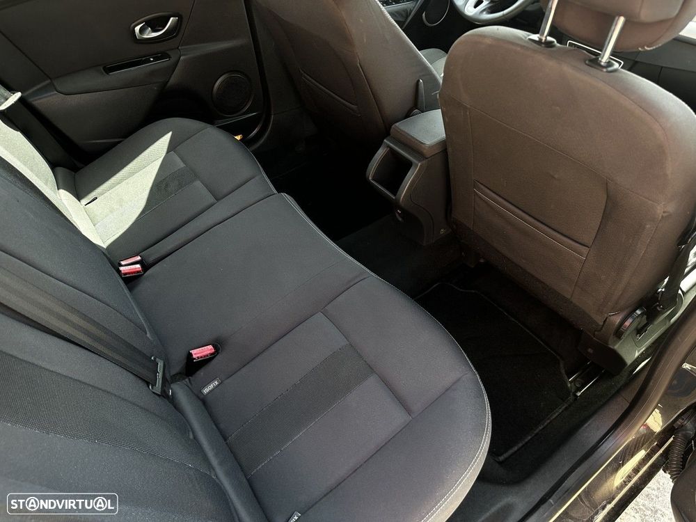 Renault Mégane Break 1.5 dCi Dynamique - 10