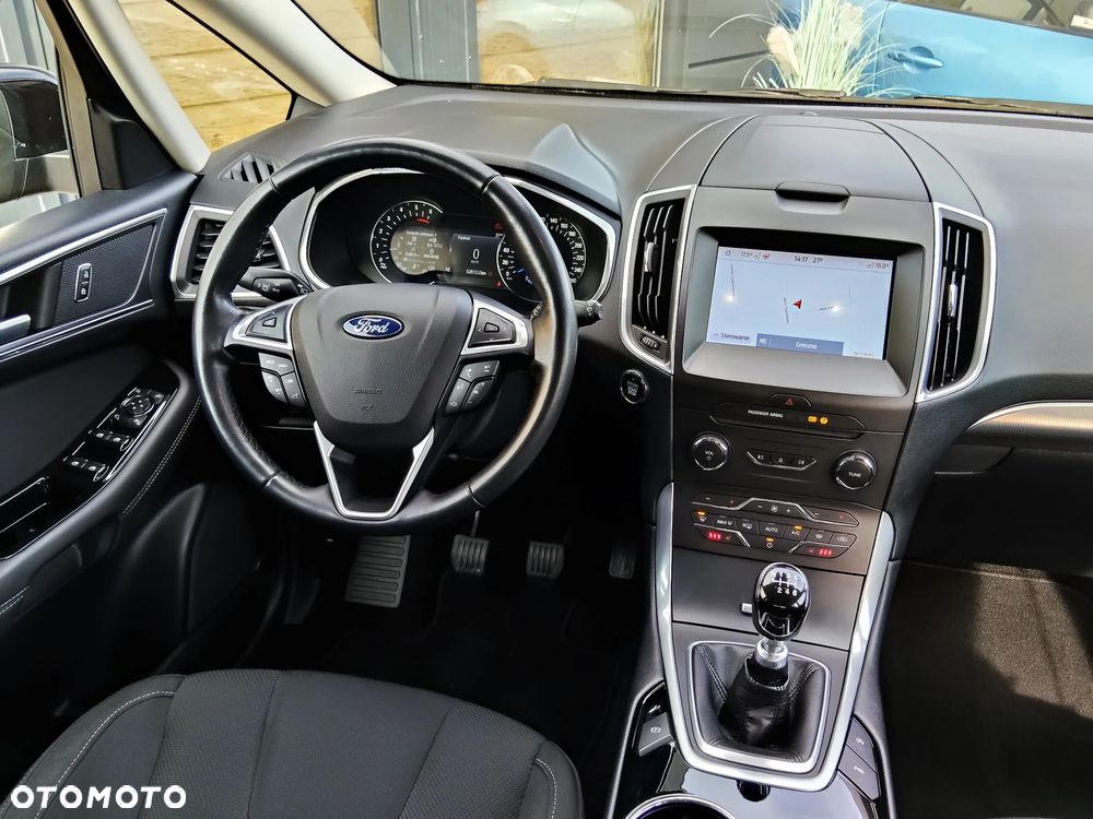 Ford S-Max 2.0 EcoBlue Titanium - 21