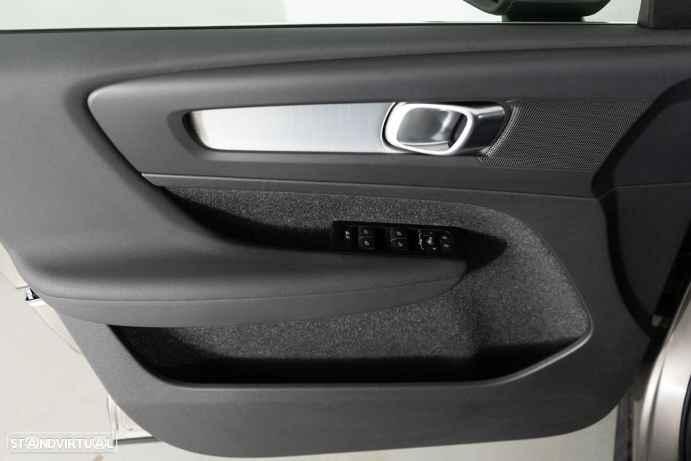 Volvo XC 40 1.5 T4 PHEV Plus Bright - 30