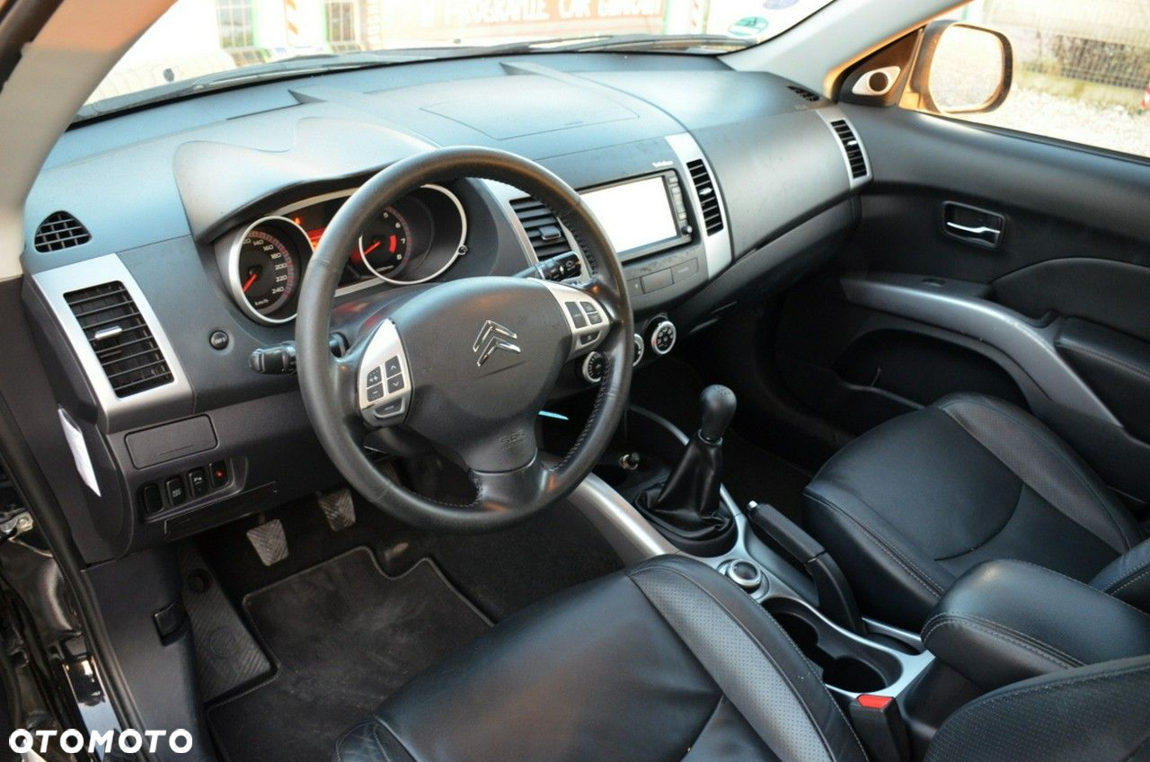 Citroën C-Crosser - 26