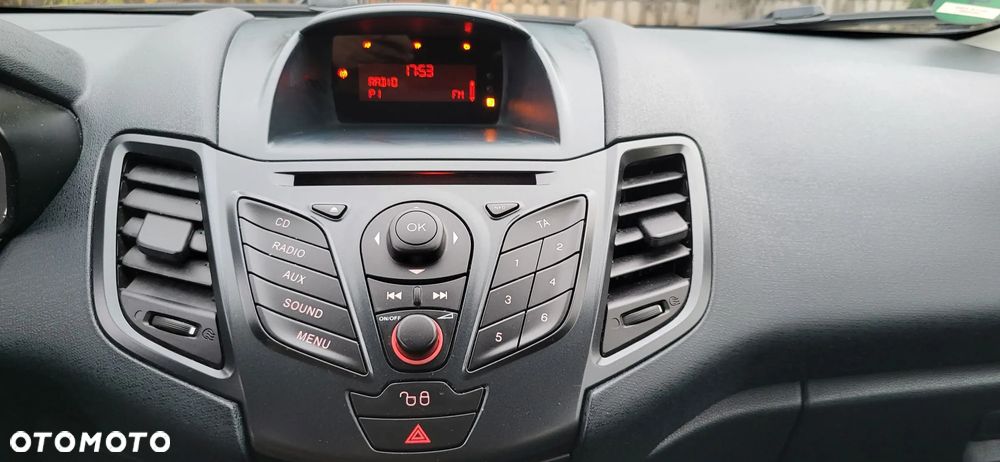 Ford Fiesta 1.25 Ambiente - 25