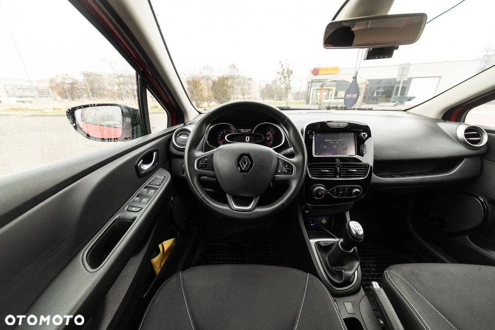 Renault Clio 1.2 16V Limited - 20