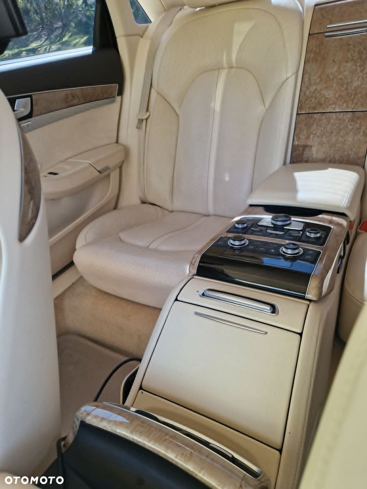 Audi A8 4.2 FSI L Quattro - 39