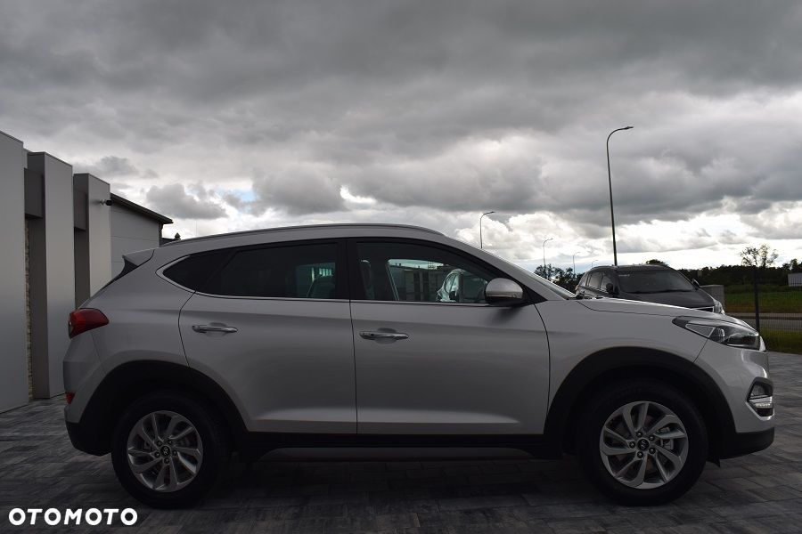 Hyundai Tucson 1.7 CRDI BlueDrive GO 2WD - 34