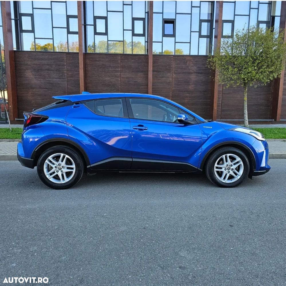 Toyota C-HR 1.8 HSD 4x2 CVT C-lassy LED - 3