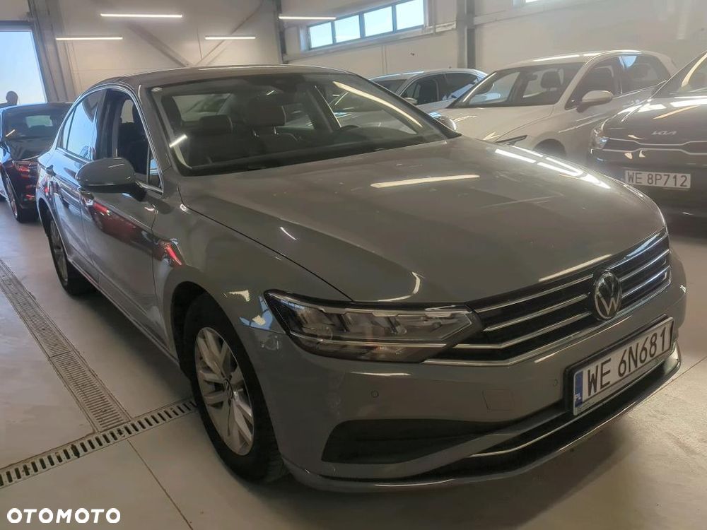Volkswagen Passat 2.0 TDI EVO Business - 2