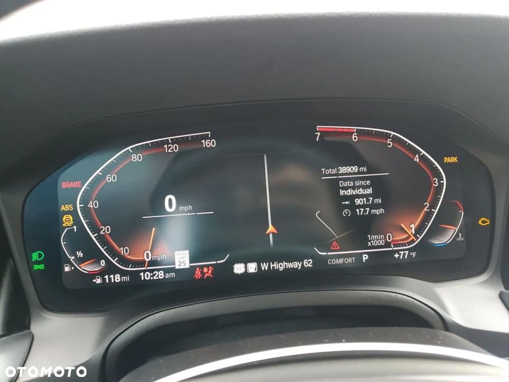 BMW Seria 3 330i - 9