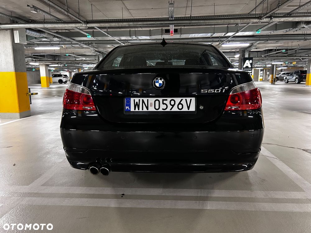 BMW Seria 5 550i Sport-Aut Edition Exclusive - 9