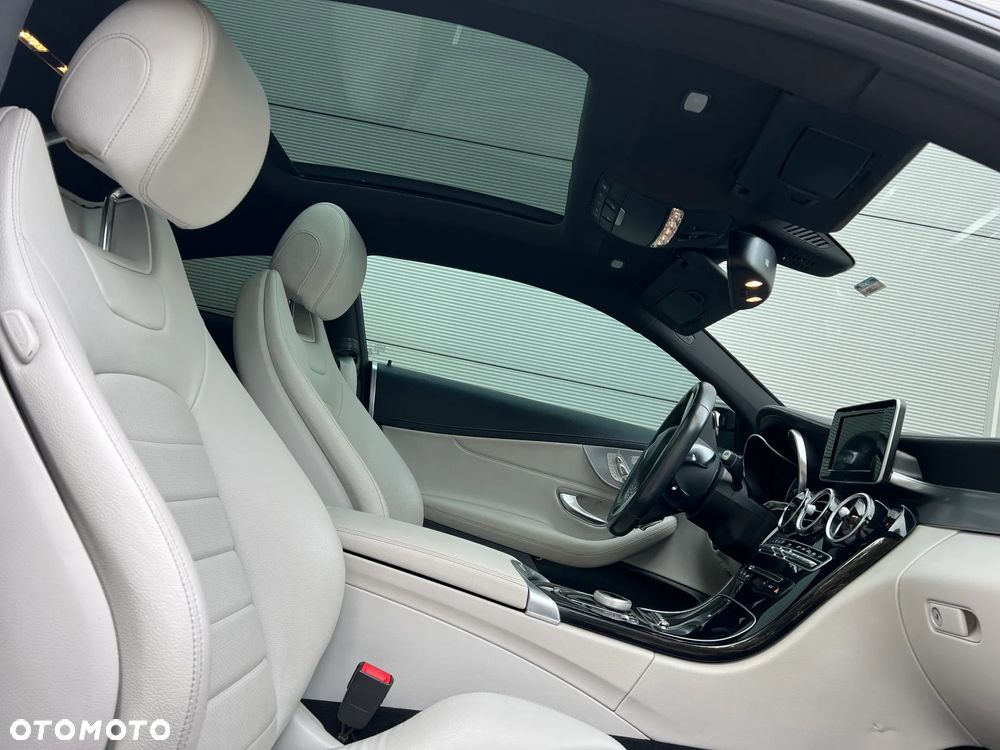 Mercedes-Benz Klasa C - 23