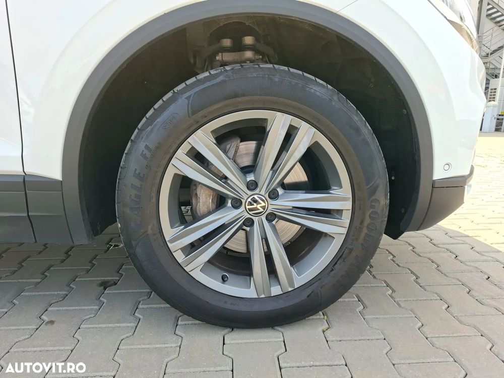 Volkswagen Touareg V6 TDI Style - 19